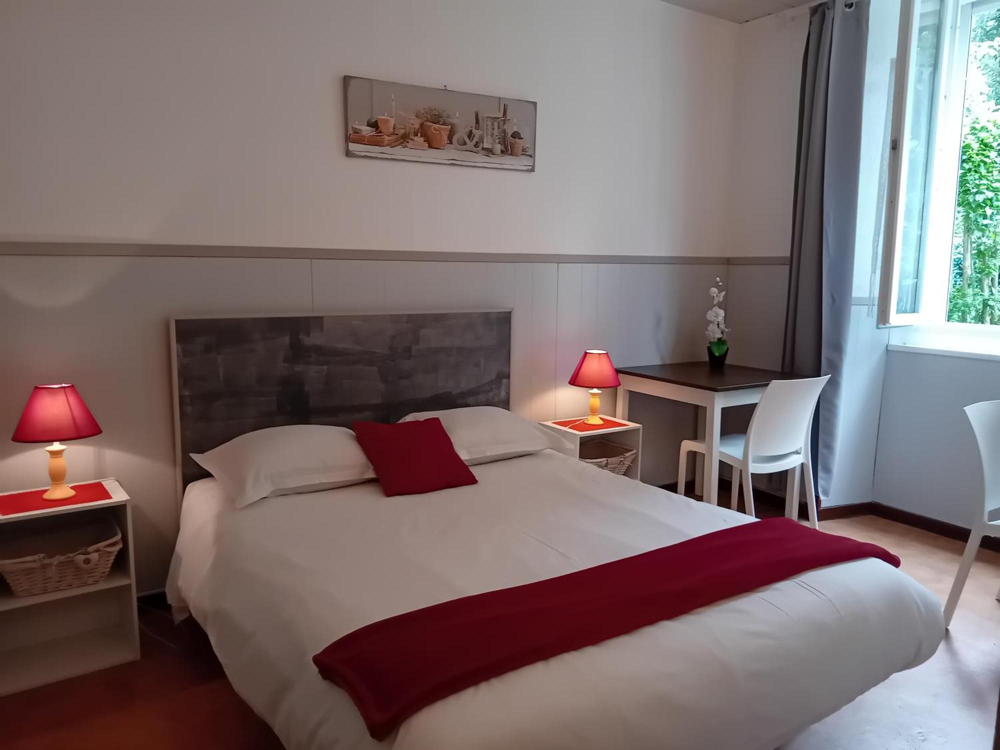 Hotel La Gravenne Thueyts 部屋 写真