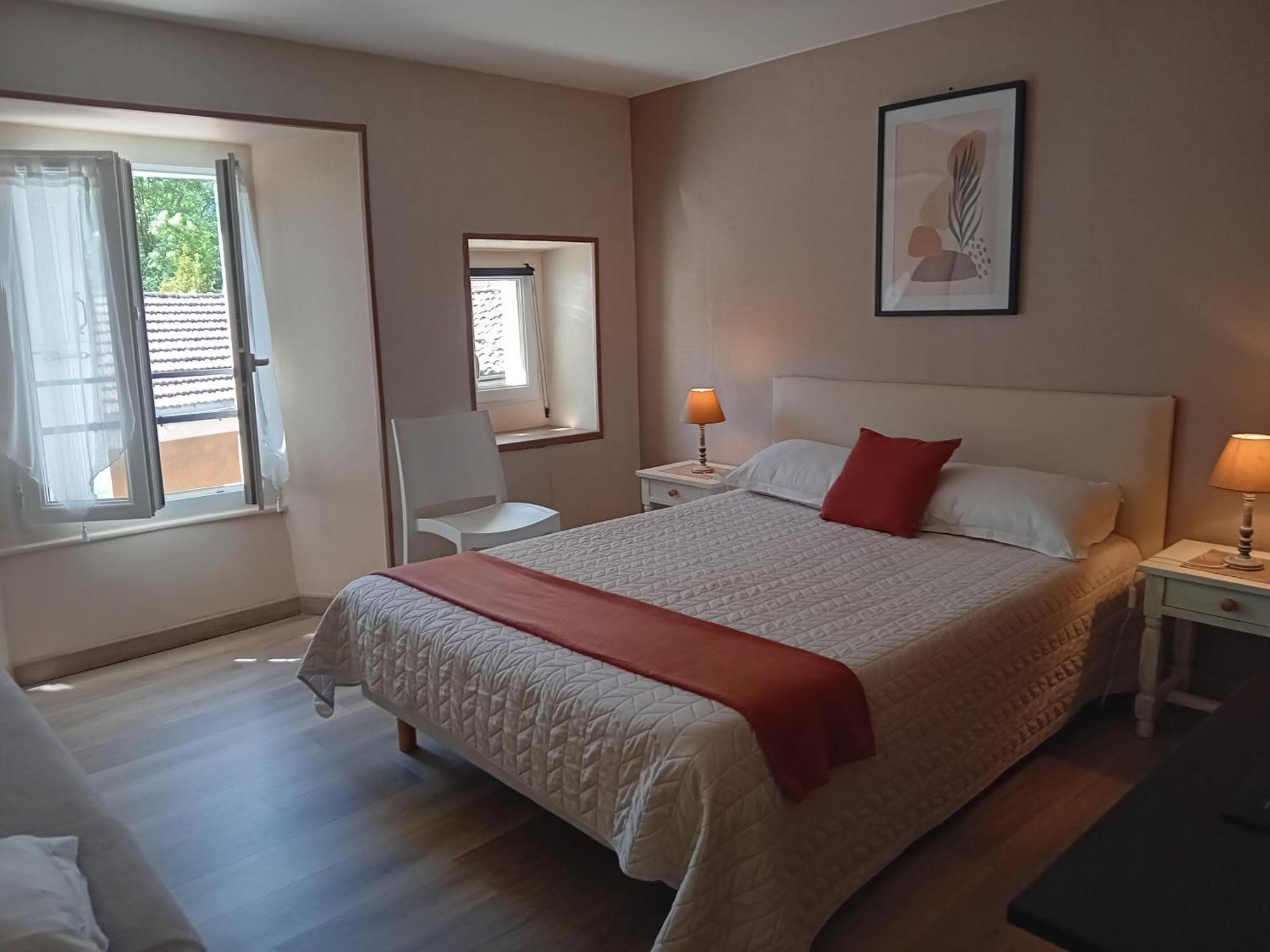 Hotel La Gravenne Thueyts 部屋 写真