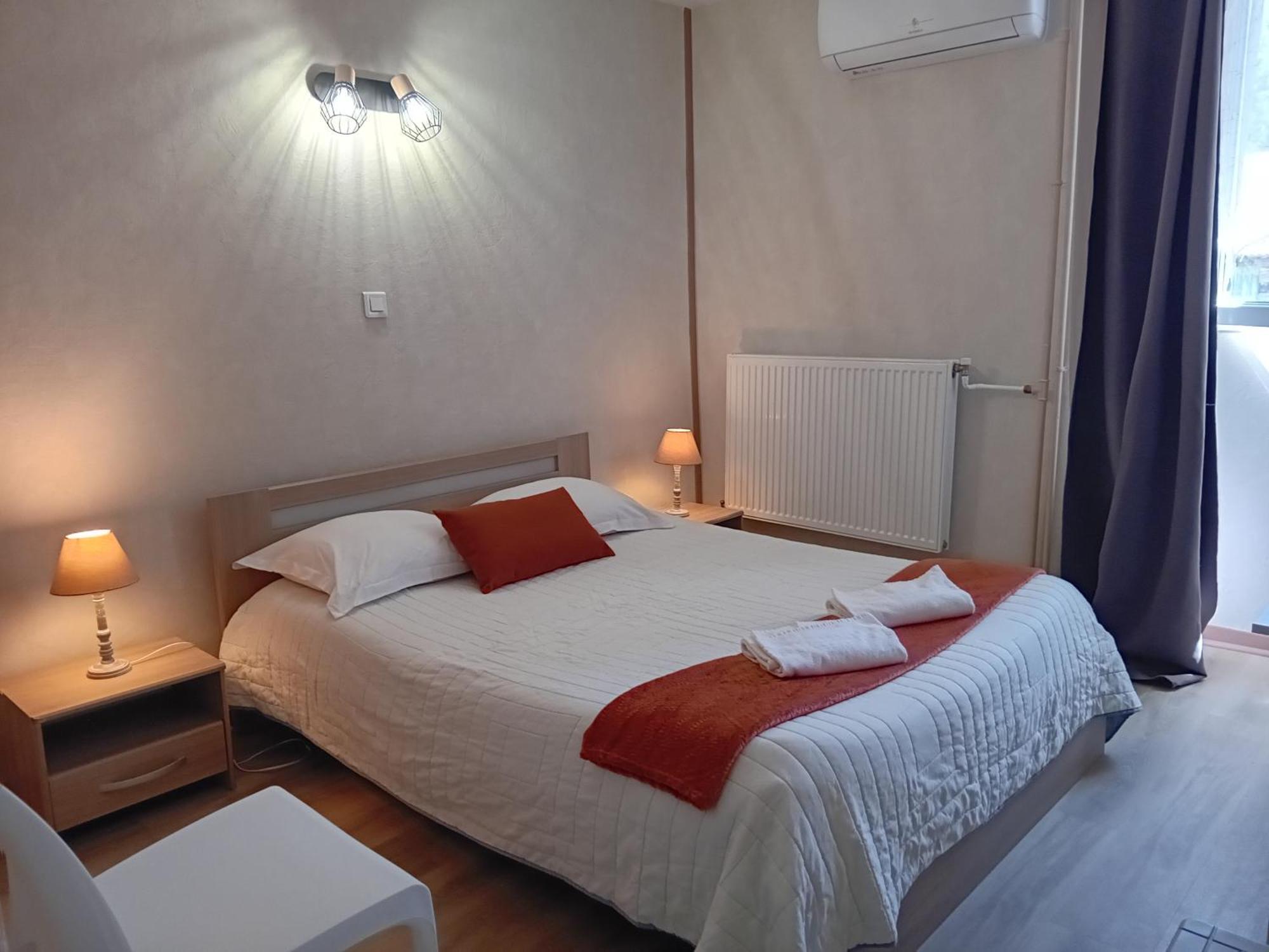 Hotel La Gravenne Thueyts エクステリア 写真